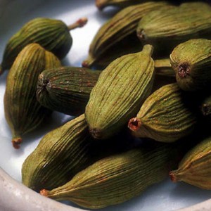 Images of Green Cardamom
